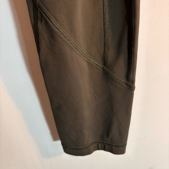 LULULEMON Sz 6 All the Right PlacesLeggings Side and Card Key Pocket Olive Green - Picture 8 of 13